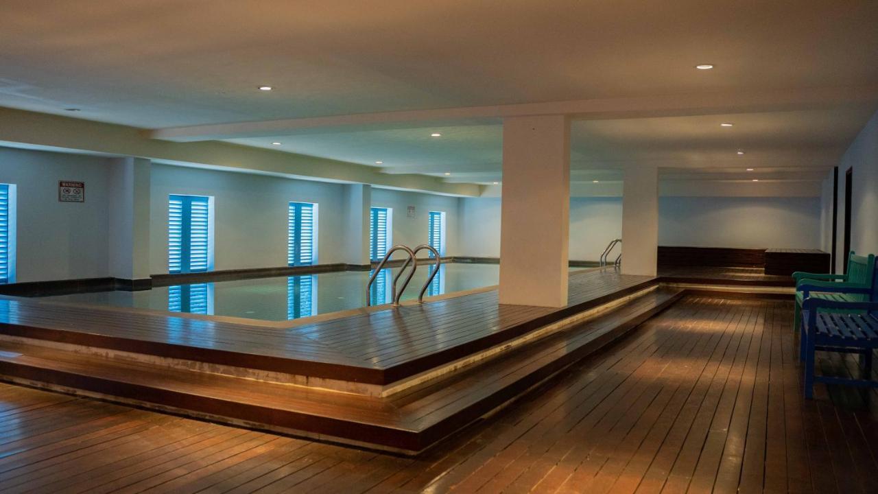 Kaizen Hotel & Suites Melaka エクステリア 写真