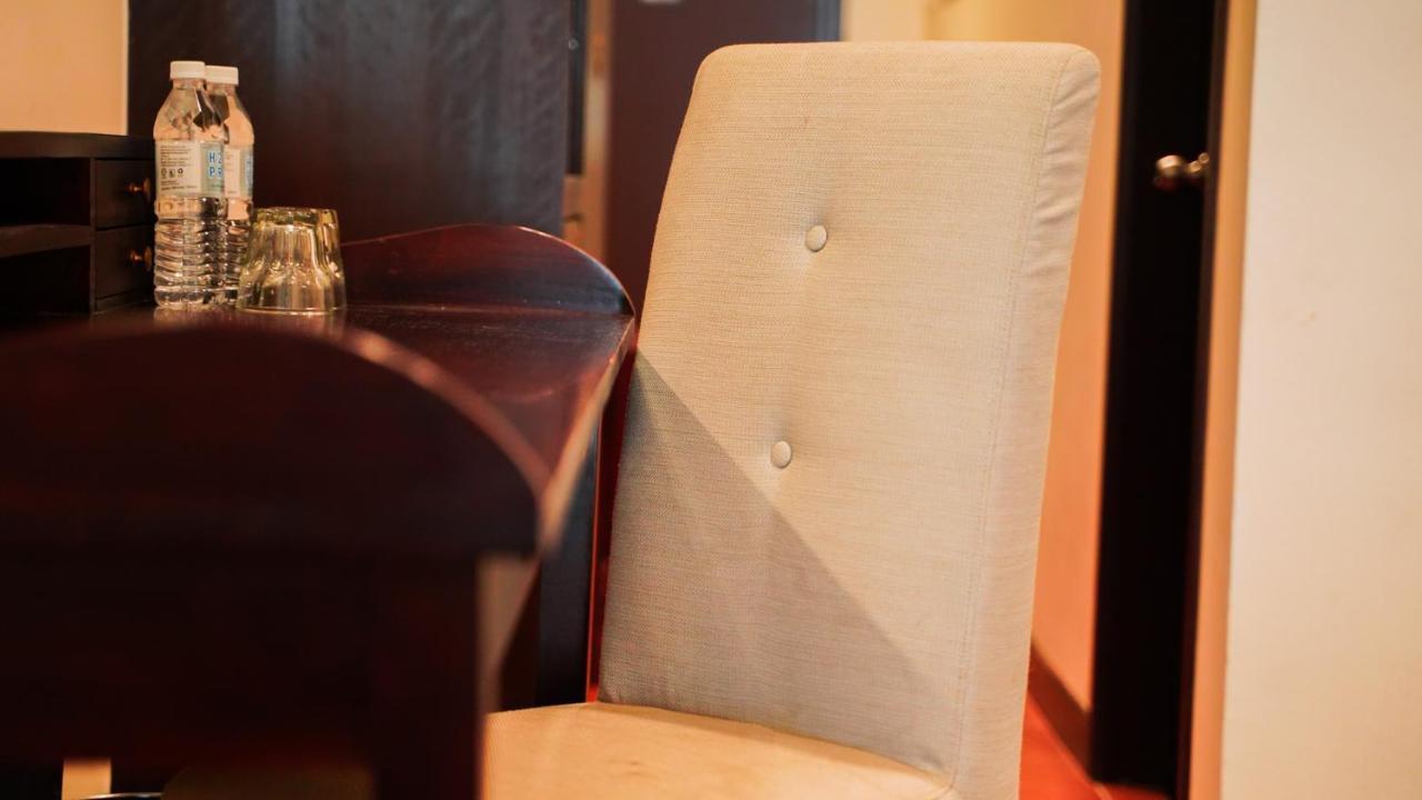 Kaizen Hotel & Suites Melaka エクステリア 写真