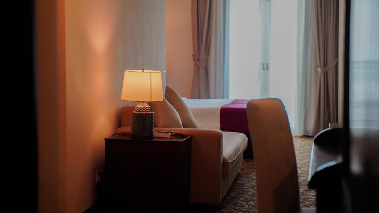 Kaizen Hotel & Suites Melaka エクステリア 写真