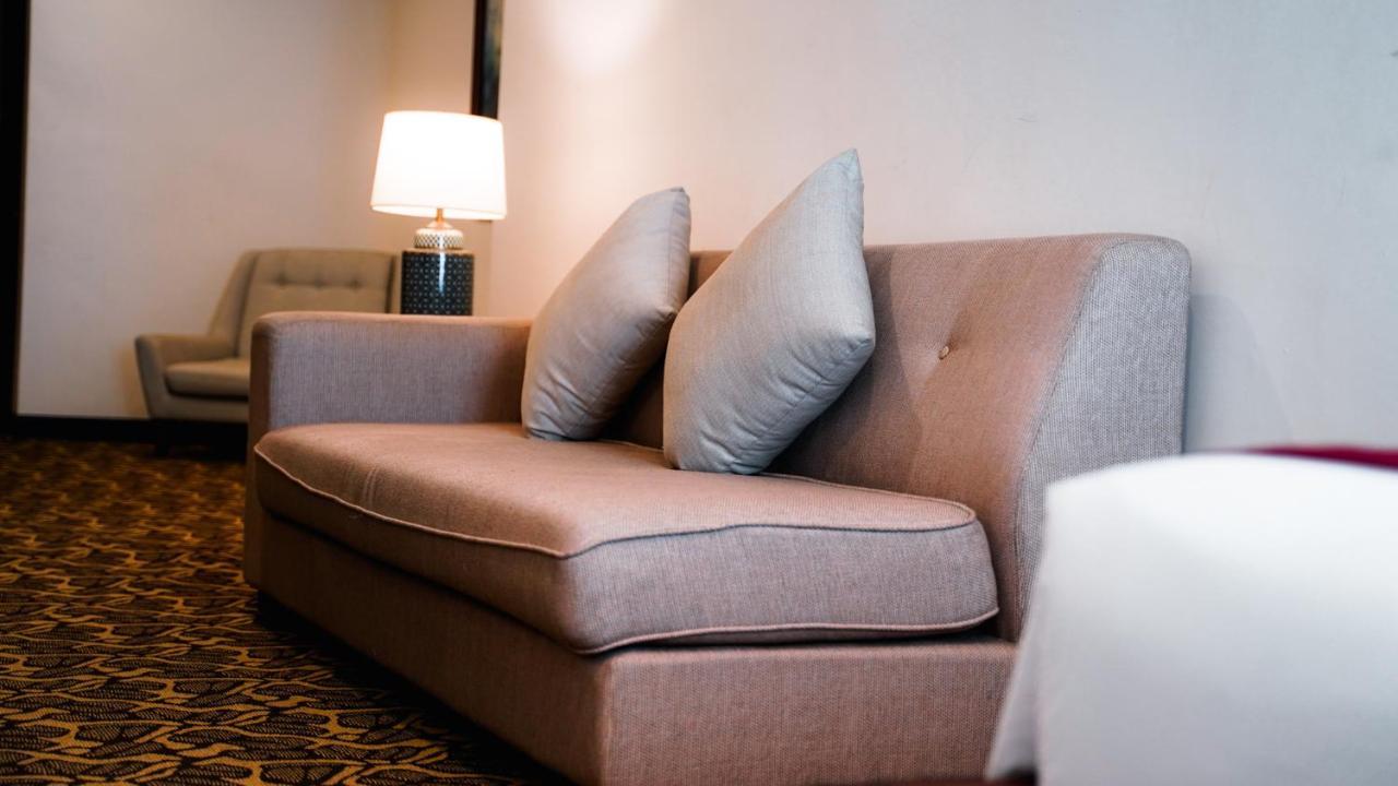 Kaizen Hotel & Suites Melaka エクステリア 写真